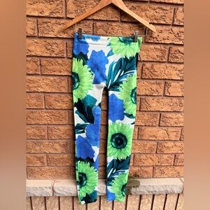 4/$25 • SWS Floral Print‎ Leggings